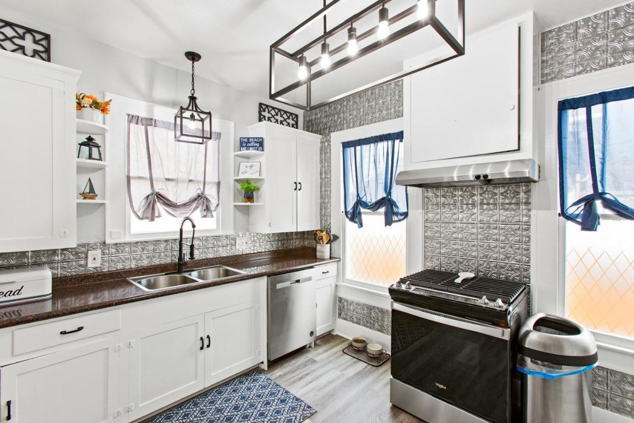 Chateau Des Amis Galveston Ngoại thất bức ảnh